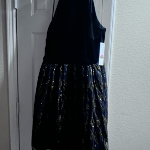Blue and gold semiformal/formal dress - Picture 2 of 3